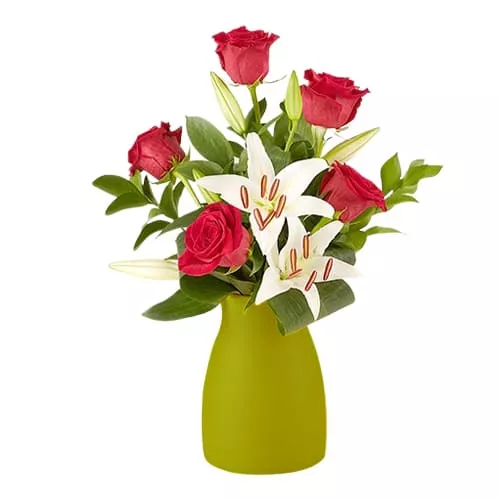 A Stunning Bouquet Of Roses & Lilies